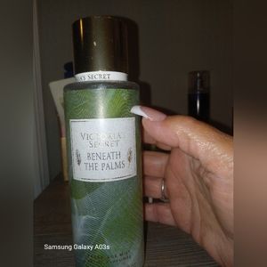 ♥️♥️ Vs Beneath the palms ♥️♥️Price is firm